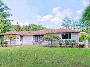 7307 Som Center Rd, Solon, OH 44139