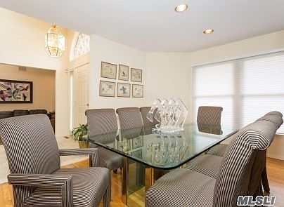 3rd image of 93 Hunt Dr