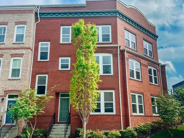 8923 Quarry Rd, Manassas, VA 20110