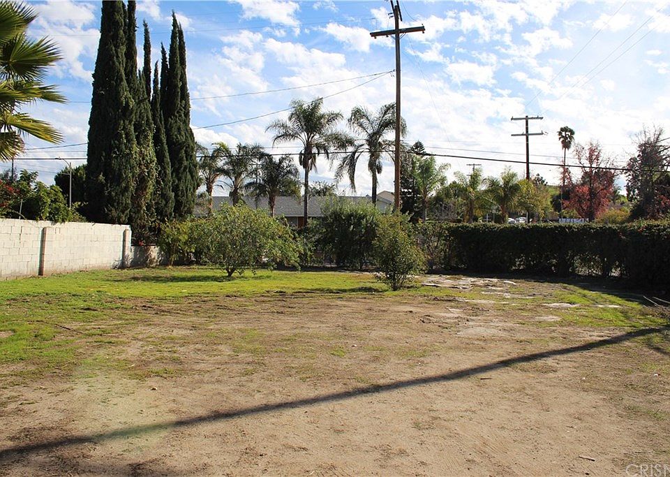 1st image of 11308 Borden Ave