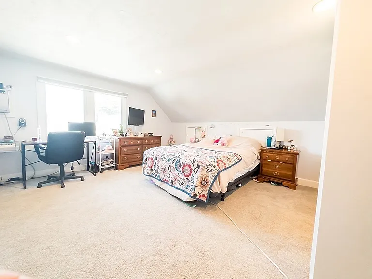7 Bradford Ave #7 — Photo 19