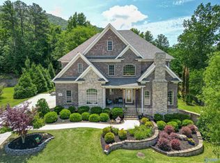 714 Indian Ridge Dr SE, Huntsville, AL 35803