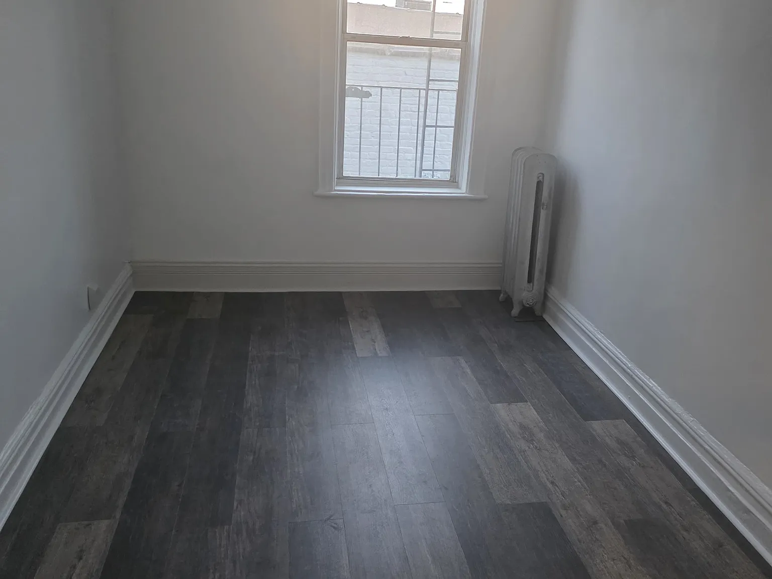 2 bed, 825 sqft, $2,400 — Photo 4