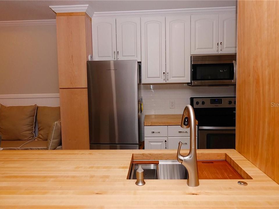 1st image of 850 S Tamiami Trl APT 422