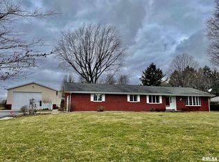 185 S Meadowbrook Rd, Springfield, IL 62711