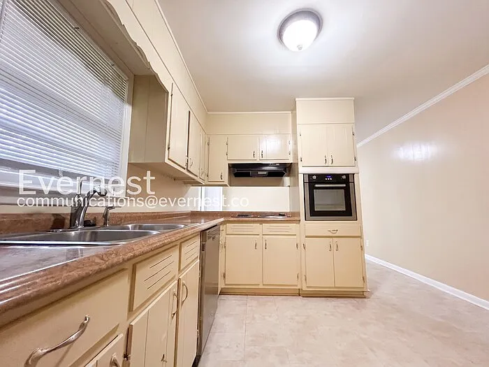3460 Estes Dr — Photo 4