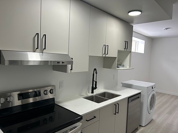 5th image of 1273 Manitoba Ave #A