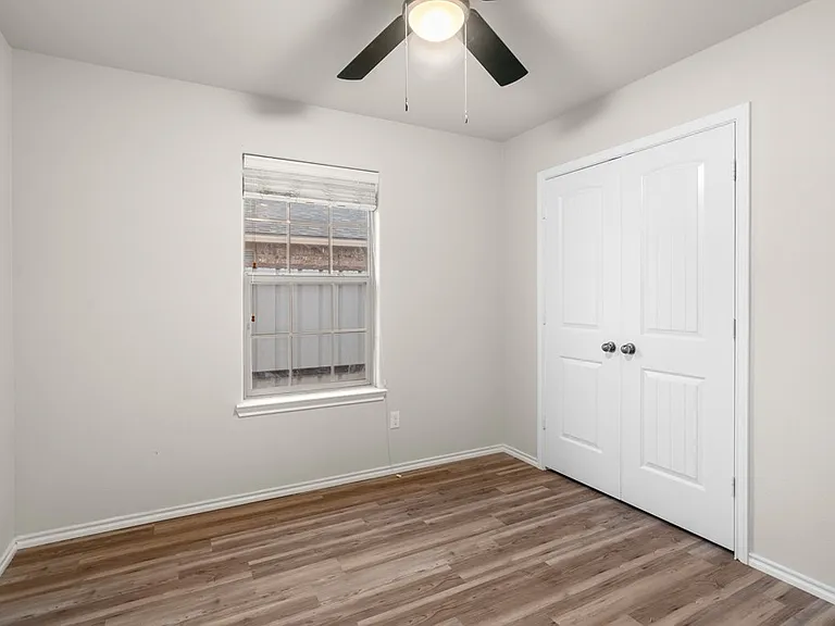 908 Purdue St — Photo 20