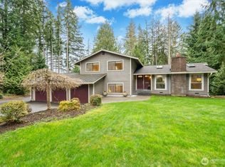 17915 6th Ave W, Bothell, WA 98012
