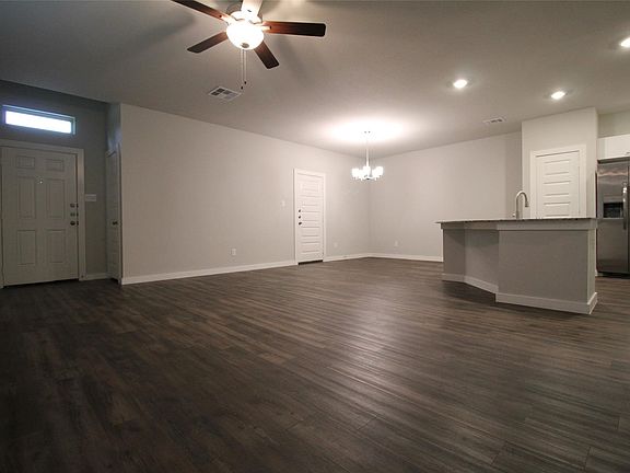 4th image of 25504 Starling Ln