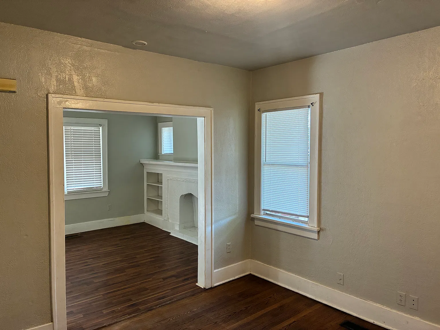2 bed, 1130 sqft, $1,200 — Photo 2