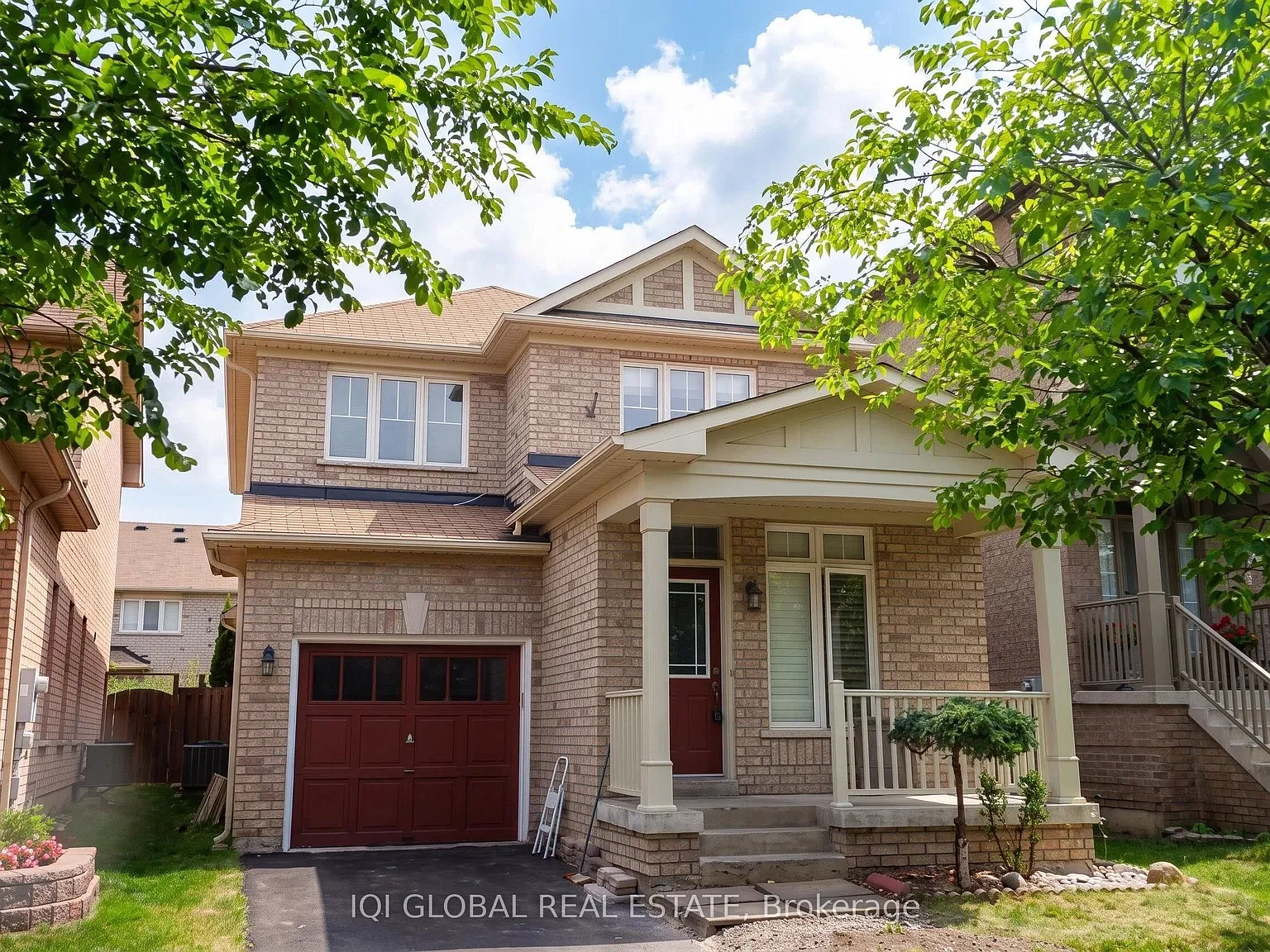4 bed, $3,300 — Photo 1