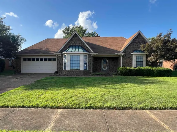 6592 Country Bluff Dr, Memphis, TN 38135