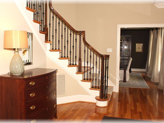 2nd image of 2601 Glenalmond Ct
