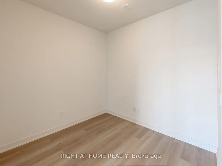 385 Winston Rd #701 — Photo 10