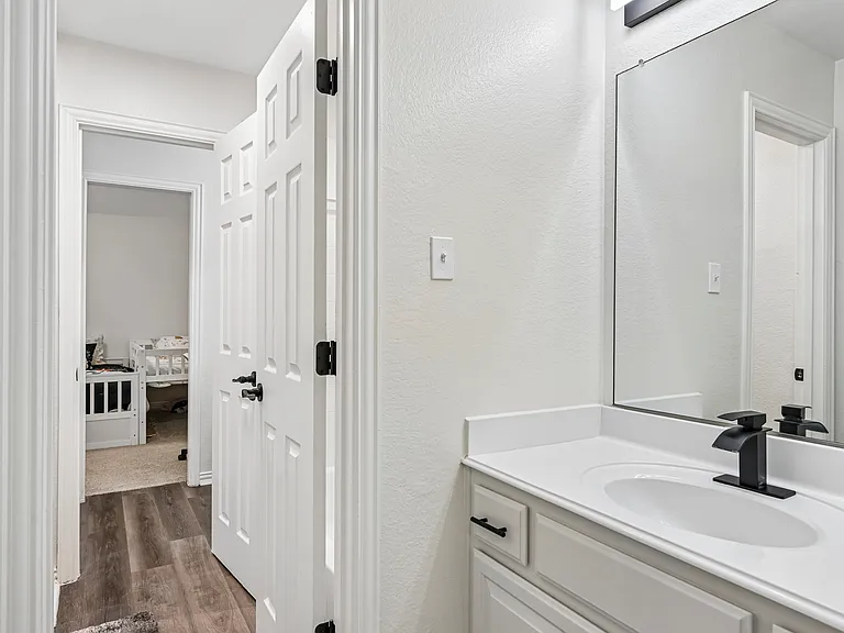 837 Moss Cliff Cir — Photo 24