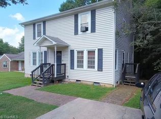 814 Pine Circle Dr, High Point, NC 27265