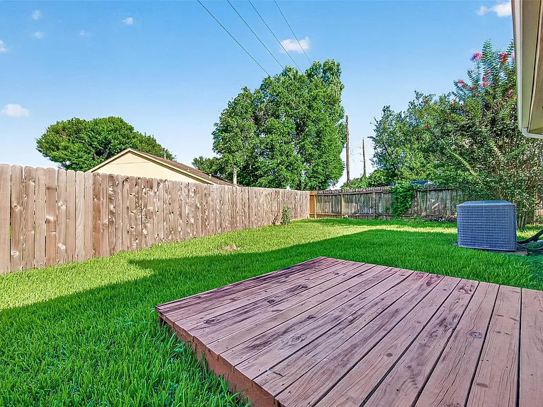 2322 Sunset Trl — Photo 25
