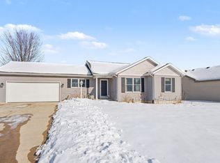 25795 Pack Trl, South Bend, IN 46628