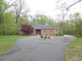 593 State Route 143, Pocahontas, IL 62275