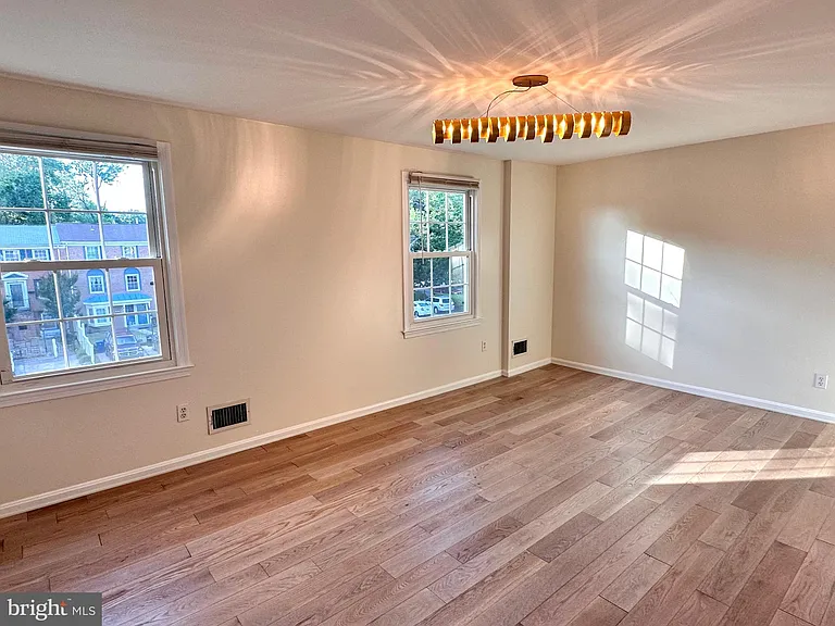 4311 Cedarlake Ct — Photo 17