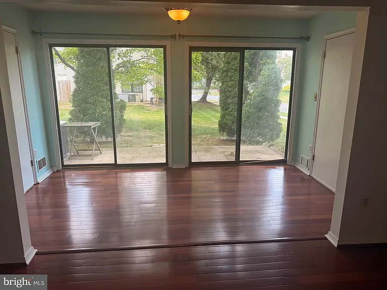 9 Latta Ct — Photo 6