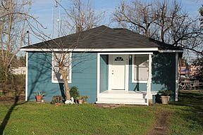 2nd image of 419 Edgar Ave