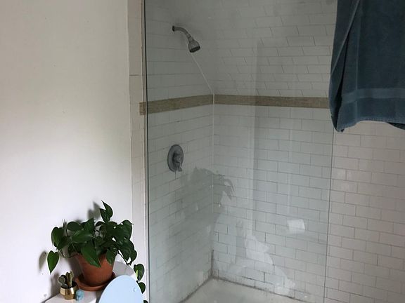 5th image of 3114 N Clybourn Ave #2