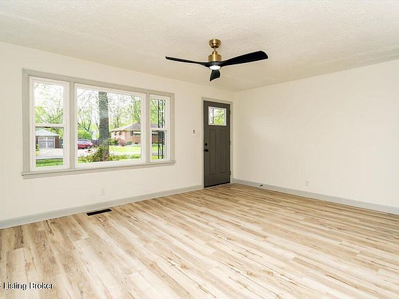 4th image of 7501 Elnora Ave