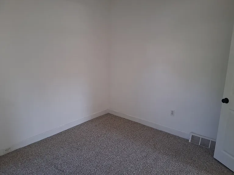 103-105 Roger Williams Ave #1 — Photo 18