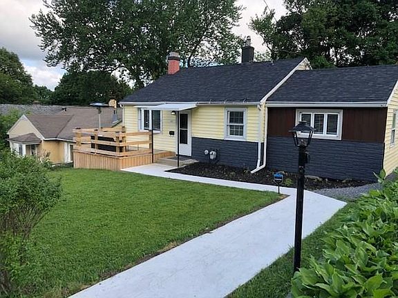 2nd image of 211 Bennington Dr