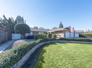 3105 W Mill Creek Dr, Visalia, CA 93291