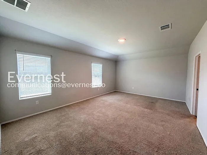 6025 Montrelia Dr — Photo 8