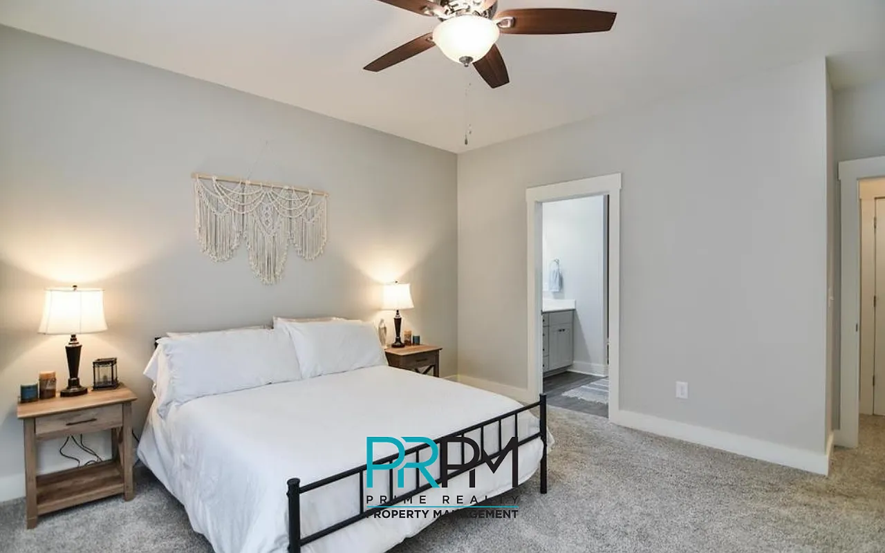 826 Stonebriar Street - 1 — Photo 2