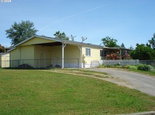 139 Lone Oak Ct, Roseburg, OR 97471