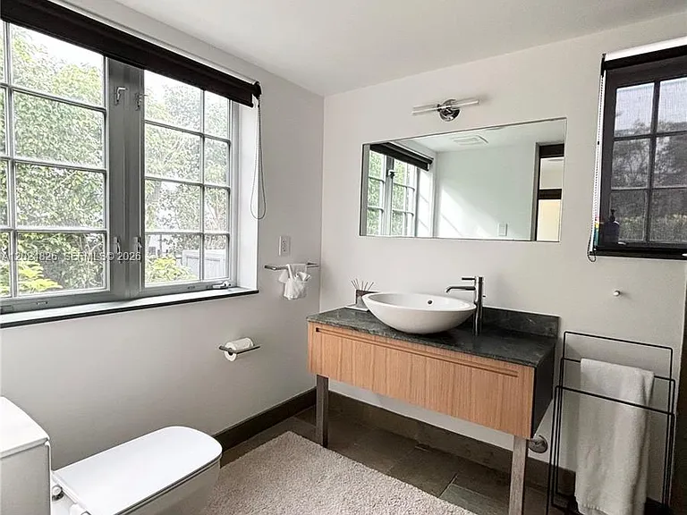 1520 Michigan Ave #1 — Photo 13
