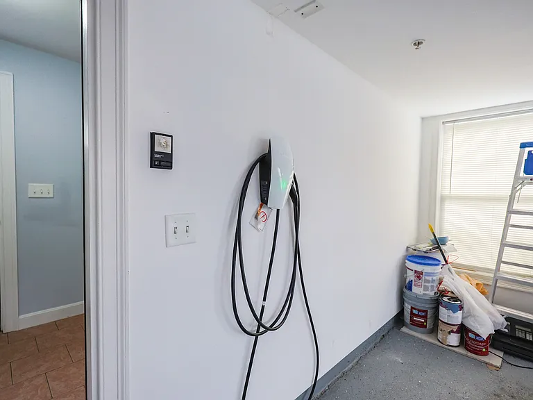 7 W Church St #4 — Photo 25