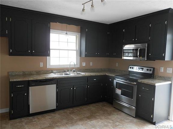 3rd image of 25111 Gilmar Ct