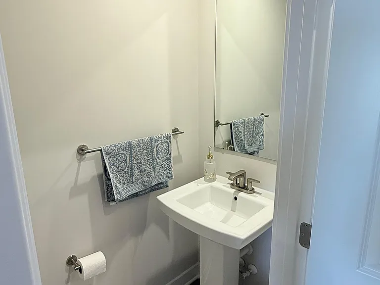 Powder Room 1, 1st Floor.