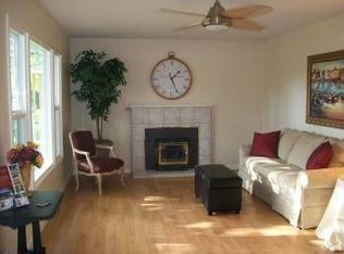 950 Sherwood Ave, Vallejo, CA