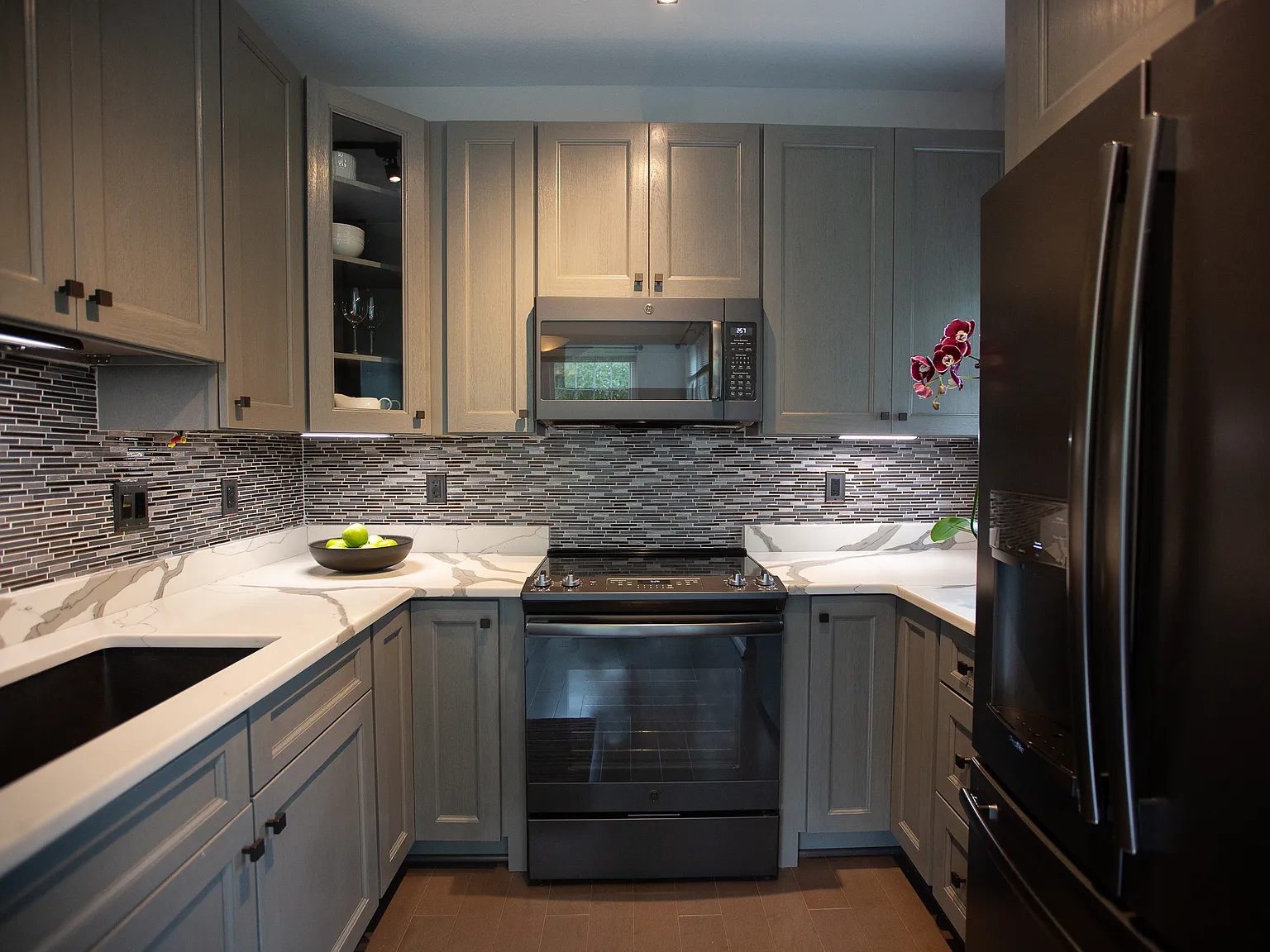 Spring Gate Dr, McLean — Photo 1