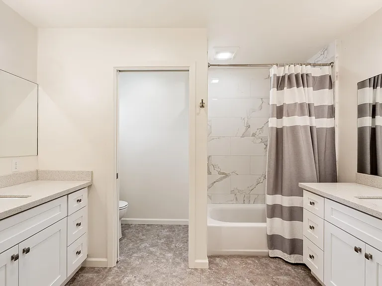 222 Mortimer Ln — Photo 20