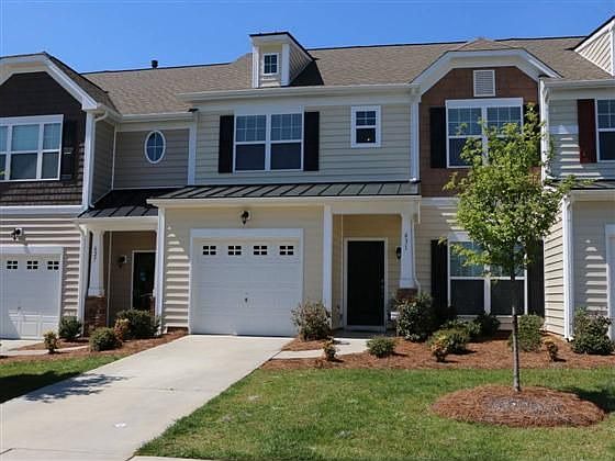 1st image of 631 Hicklin Dr