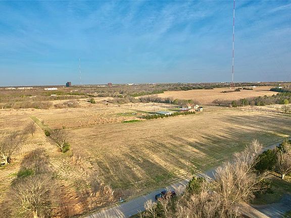 5th image of 4 Ridgeway Rd