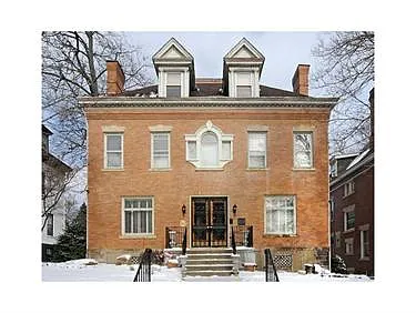 5637 Northumberland St photo 1