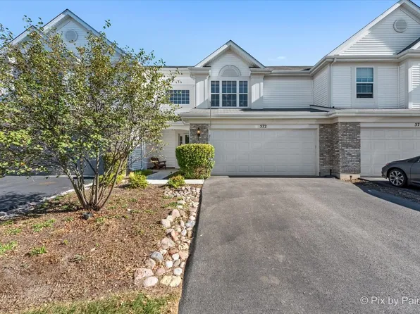 572 Yorkshire Ln, Hampshire, IL 60140
