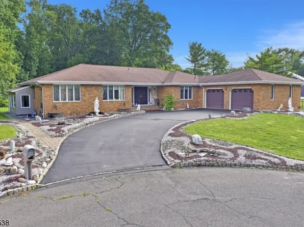 1335 Laurel Ct, Mountainside Boro, NJ 07092