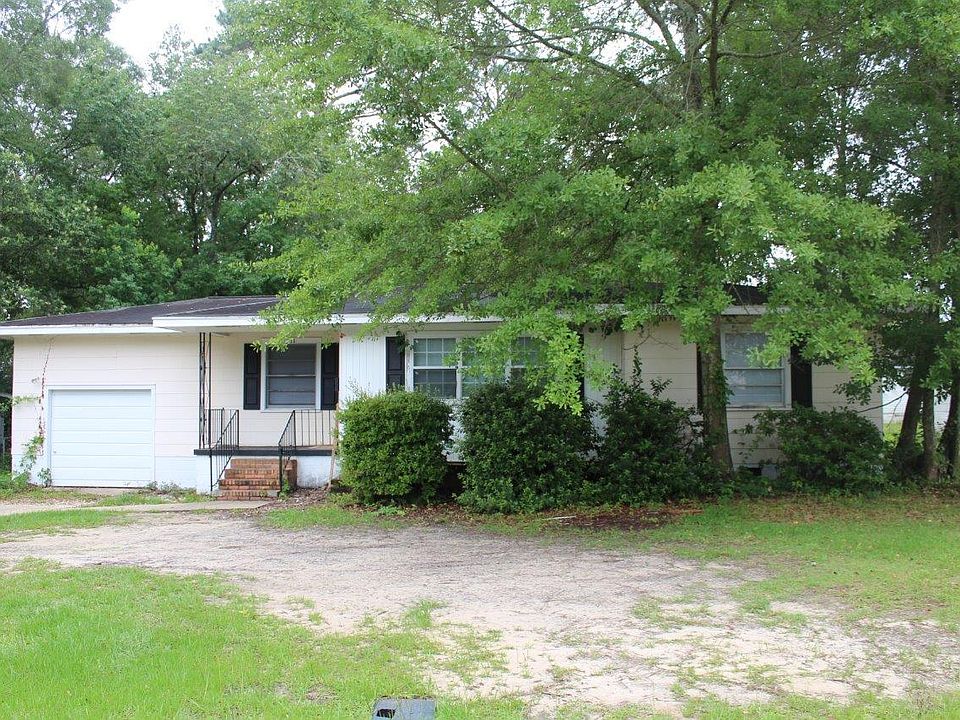 1st image of 111 Colonial Ave