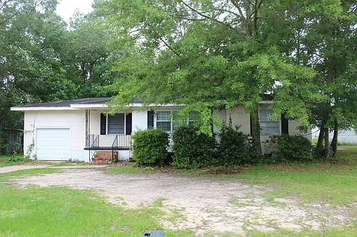 111 Colonial Ave Photo 1