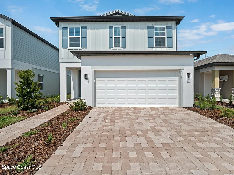 4374 Masthead Ave — Photo 3